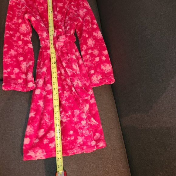 Calvin Klein Girls Plush Robe - Picture 8 of 8